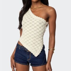 Edikted Codi Asymmetrical Ribbed Crop Top